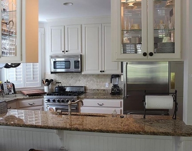 1119 Belleaire Circle - Photo Thumbnail 20