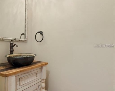 1119 Belleaire Circle - Photo Thumbnail 22
