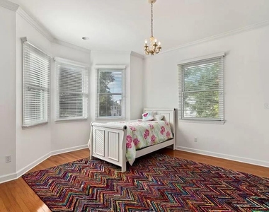 1119 Belleaire Circle - Photo Thumbnail 39