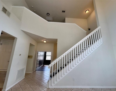 4495 Harts Cove Way - Photo Thumbnail 8