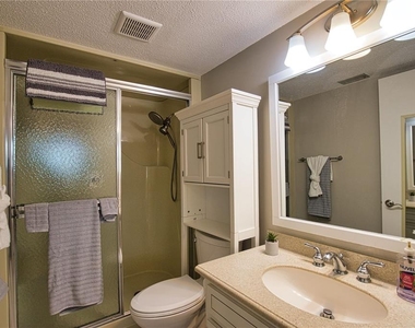 240 Santa Maria Street - Photo Thumbnail 22