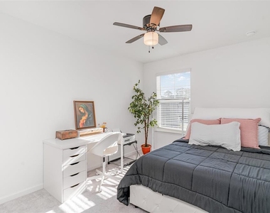 710 Nw 126th Terrace - Photo Thumbnail 13