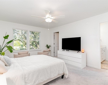 710 Nw 126th Terrace - Photo Thumbnail 18