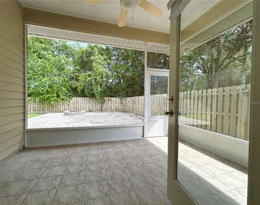 14424 Nw 22nd Place - Photo Thumbnail 13