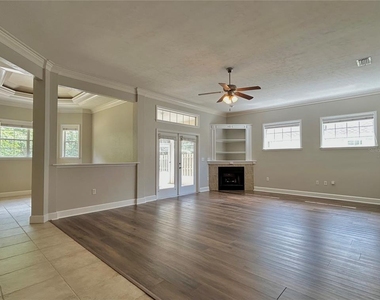 14424 Nw 22nd Place - Photo Thumbnail 2