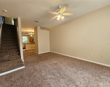 3575 Sw 30th Way - Photo Thumbnail 6