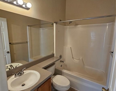 3575 Sw 30th Way - Photo Thumbnail 17