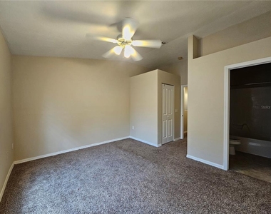 3575 Sw 30th Way - Photo Thumbnail 16
