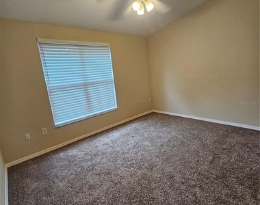 3575 Sw 30th Way - Photo Thumbnail 18