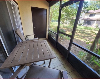 2735 Sw 35th Place - Photo Thumbnail 21
