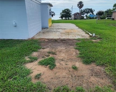 17653 Broad Street - Photo Thumbnail 23