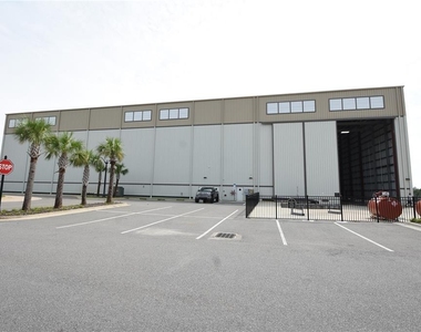 114 Del Palma Drive - Photo Thumbnail 3