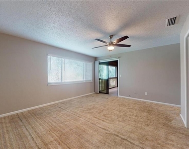 202 Pine Cone Trail - Photo Thumbnail 27