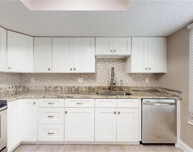 202 Pine Cone Trail - Photo Thumbnail 12