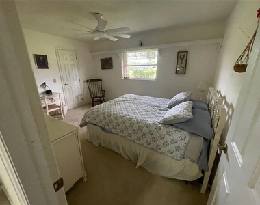 1091 Venture Court - Photo Thumbnail 9