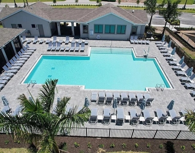 8535 Saint Kitts Circle - Photo Thumbnail 28