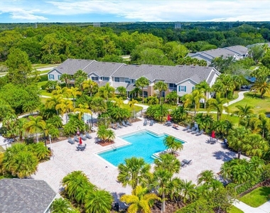 8933 Manor Loop - Photo Thumbnail 27