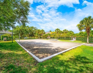 8933 Manor Loop - Photo Thumbnail 32