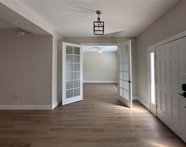 4730 Londel Avenue - Photo Thumbnail 3