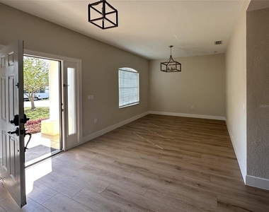 4730 Londel Avenue - Photo Thumbnail 9