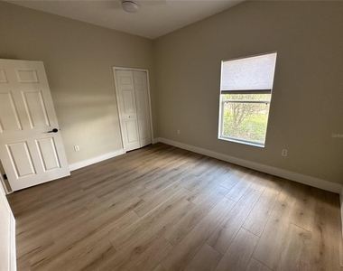 4730 Londel Avenue - Photo Thumbnail 5