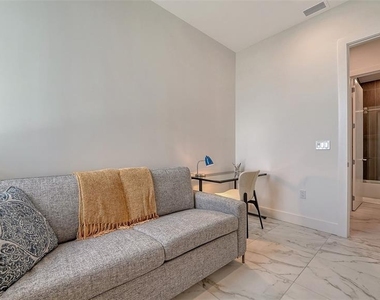33 S Palm Avenue - Photo Thumbnail 35