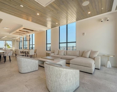 33 S Palm Avenue - Photo Thumbnail 44