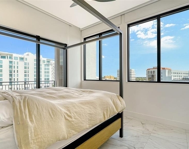 33 S Palm Avenue - Photo Thumbnail 23