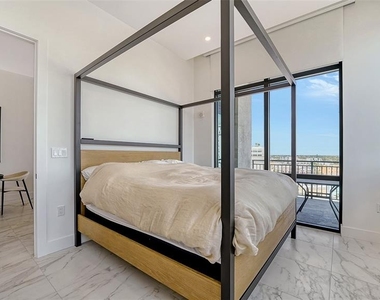 33 S Palm Avenue - Photo Thumbnail 26