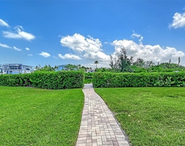 6750 Gulf Of Mexico Drive - Photo Thumbnail 35