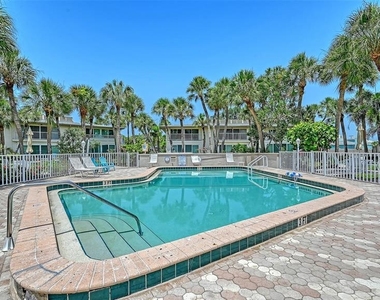 6750 Gulf Of Mexico Drive - Photo Thumbnail 30