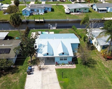 607 Manatee Avenue - Photo Thumbnail 33