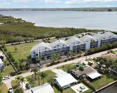 607 Manatee Avenue - Photo Thumbnail 53