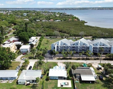 607 Manatee Avenue - Photo Thumbnail 52