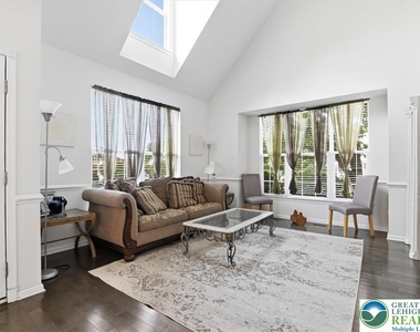 1762 Big Ridge Drive - Photo Thumbnail 10
