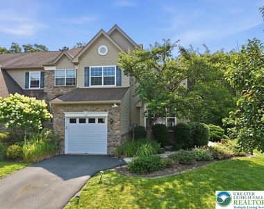 1762 Big Ridge Drive - Photo Thumbnail 4