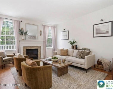 1745 Big Ridge Drive - Photo Thumbnail 8