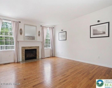1745 Big Ridge Drive - Photo Thumbnail 7