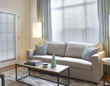 1055 Cetronia Road - Photo Thumbnail 5