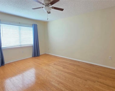1650 1st Avenue W - Photo Thumbnail 10