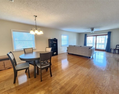 1650 1st Avenue W - Photo Thumbnail 1