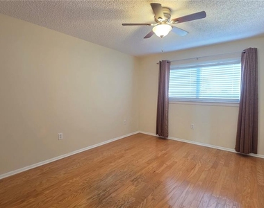 1650 1st Avenue W - Photo Thumbnail 13