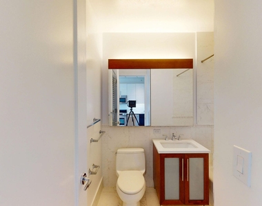 808 Columbus Ave - Photo Thumbnail 4