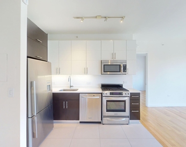808 Columbus Ave - Photo Thumbnail 1