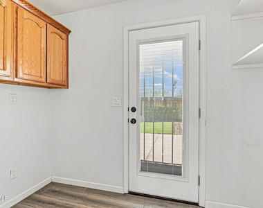 7453 Plaza Taurina Drive - Photo Thumbnail 11