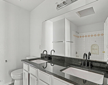 7453 Plaza Taurina Drive - Photo Thumbnail 14