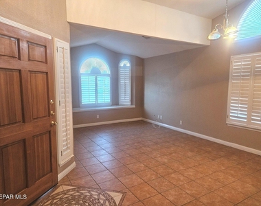1329 Desierto Rosa Place - Photo Thumbnail 2