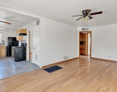 5608 Pollard Street - Photo Thumbnail 2