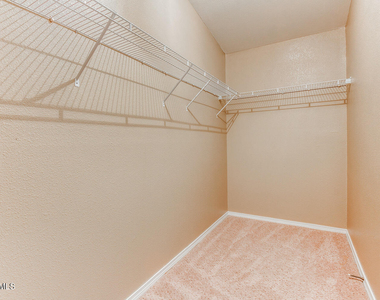 3289 Emerald Point Drive - Photo Thumbnail 18