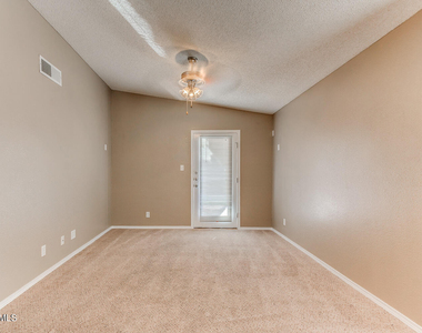 3289 Emerald Point Drive - Photo Thumbnail 5